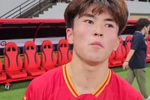 华体会官方资源-创“苏超”最快进球纪录，17岁学生寇程：争取毕业后能上苏州大学